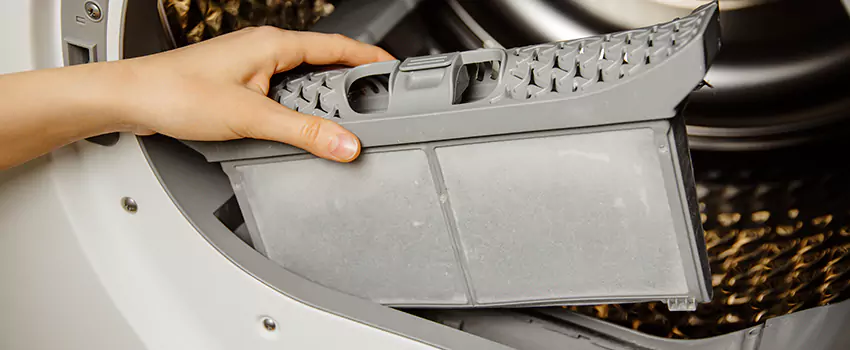 Signs Of A Clogged Dryer Lint Trap in Folsom, California
